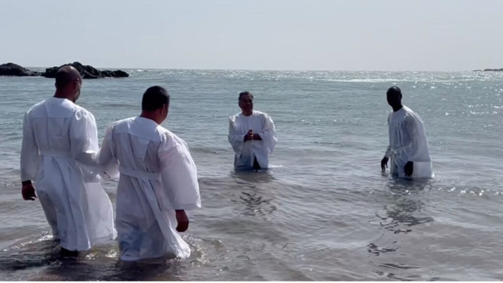 Baptism by the Atlantic: Ethnographic Field Notes on Faith and Renjianshi of Chinese Migration in Cape Verde